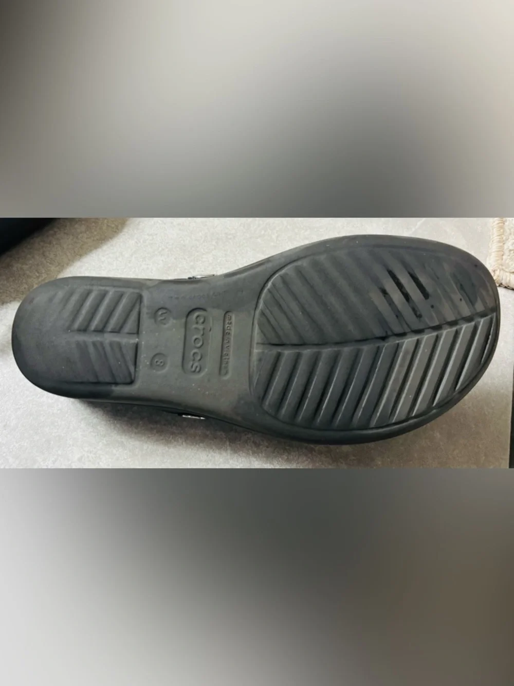 Crocs Sanrah Silver Circle Wedge Sandals - Picture 11 of 11